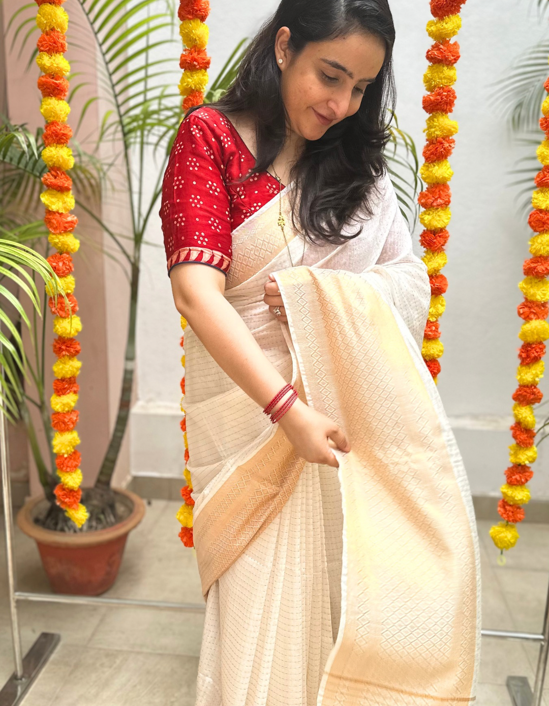Divaakar Cotton Silk Saree