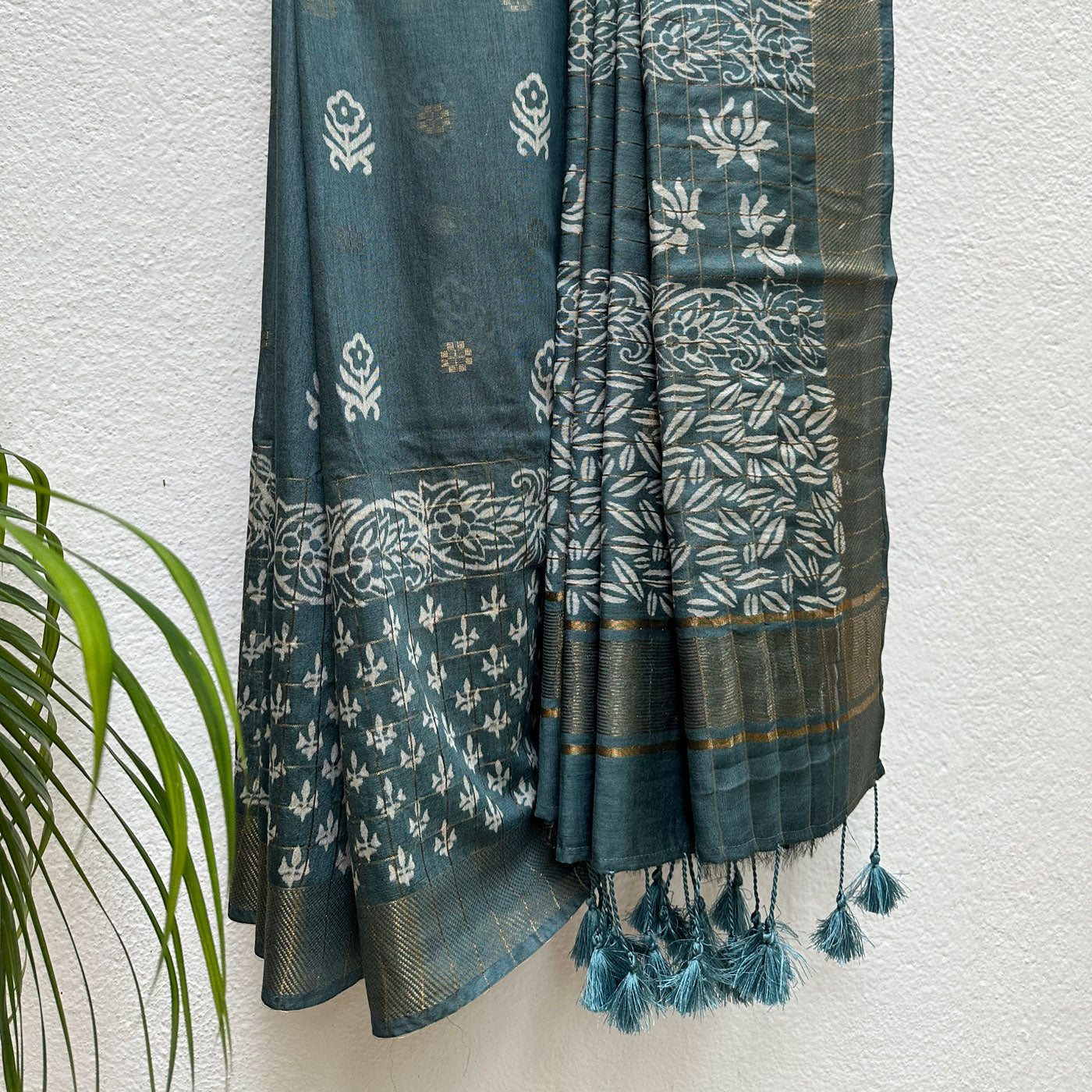 Dhatura Handblock Printed Cotton Silk Saree