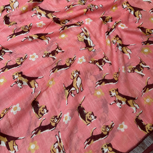 Ears First coral cotton beagle print saree closeup with daisy florals and dark maroon zari pallu, Zoomies Collection by The Thread Weavers