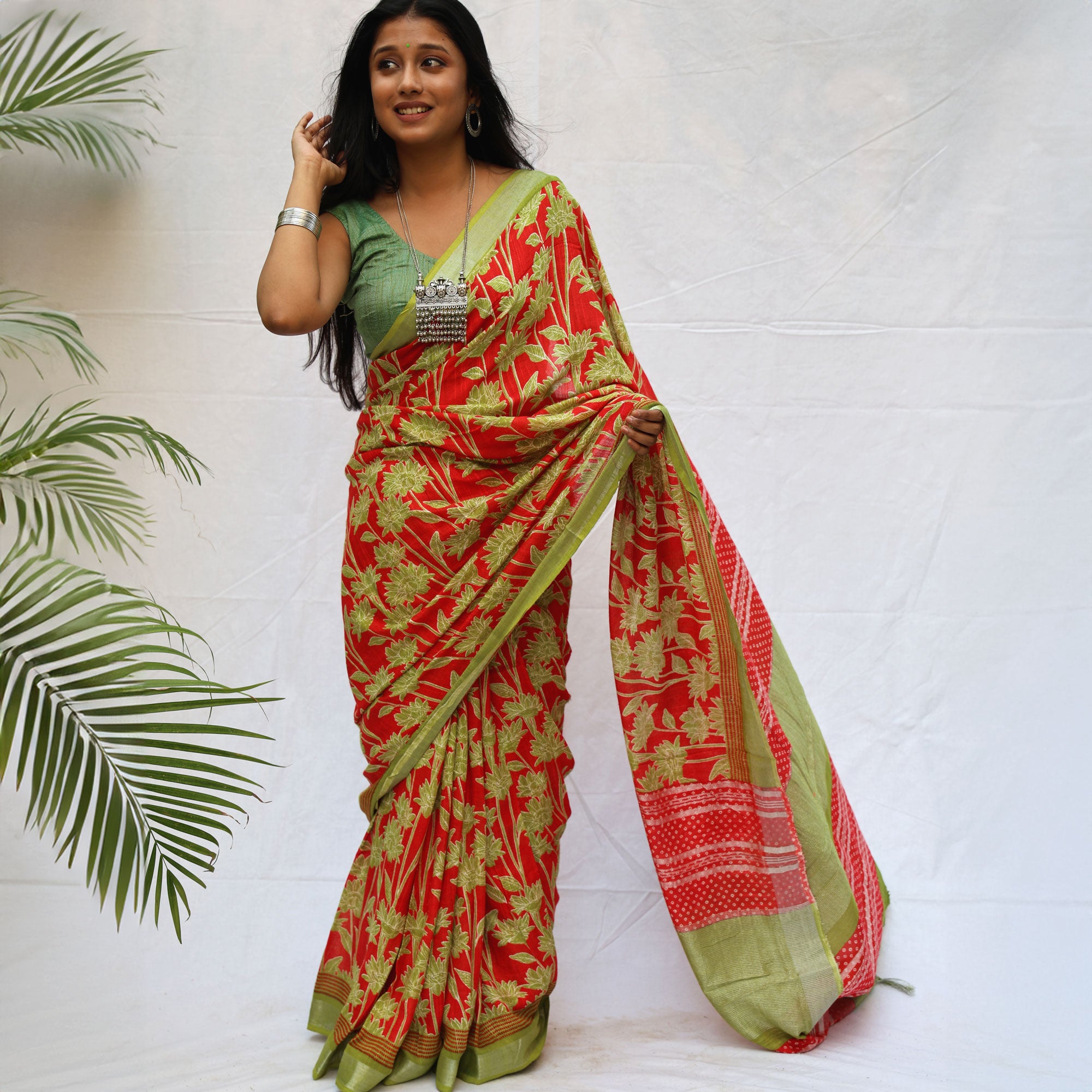 Kilburn Rose Dahlia Printed Organic Linen Saree