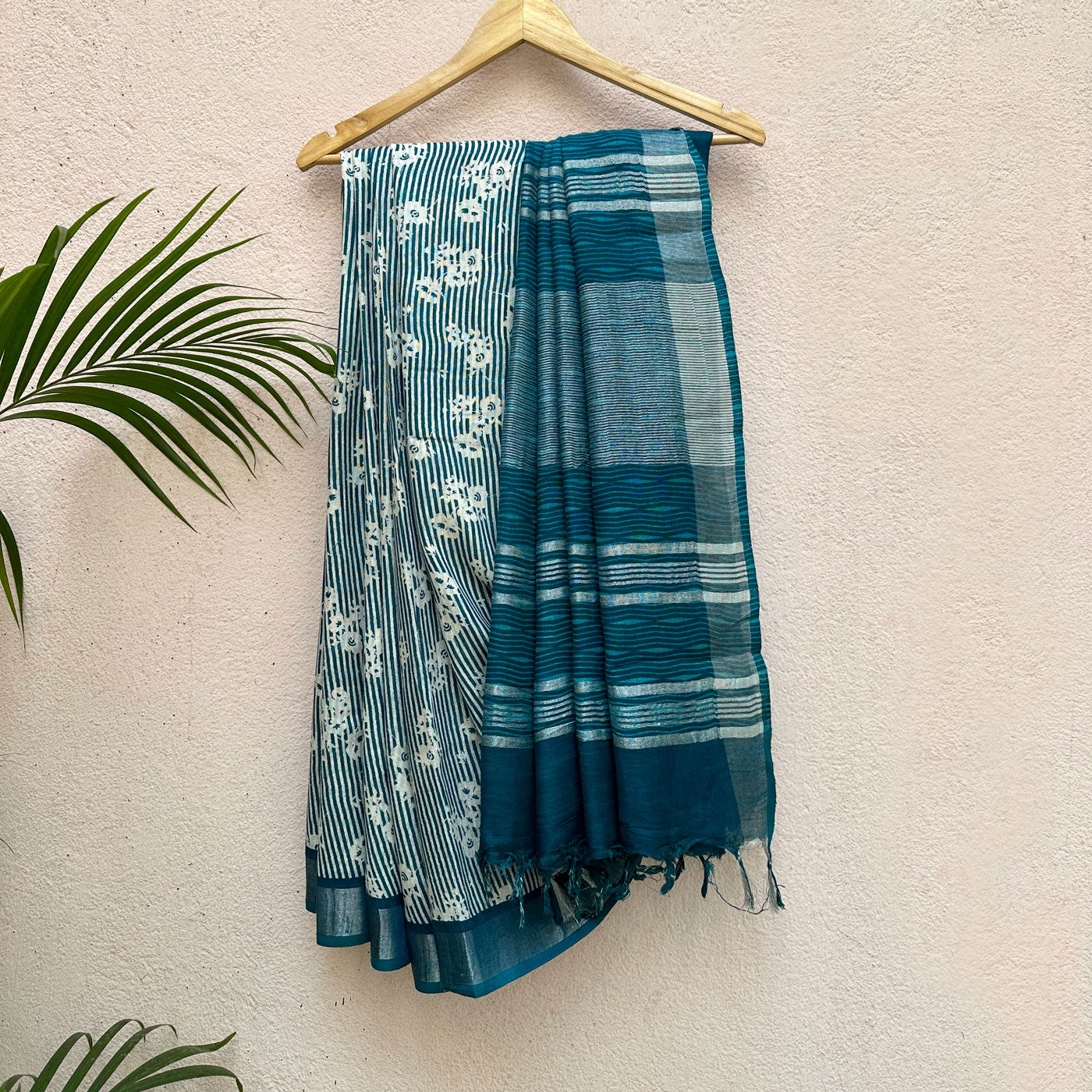 Layla Floral Printed Organic Linen Saree