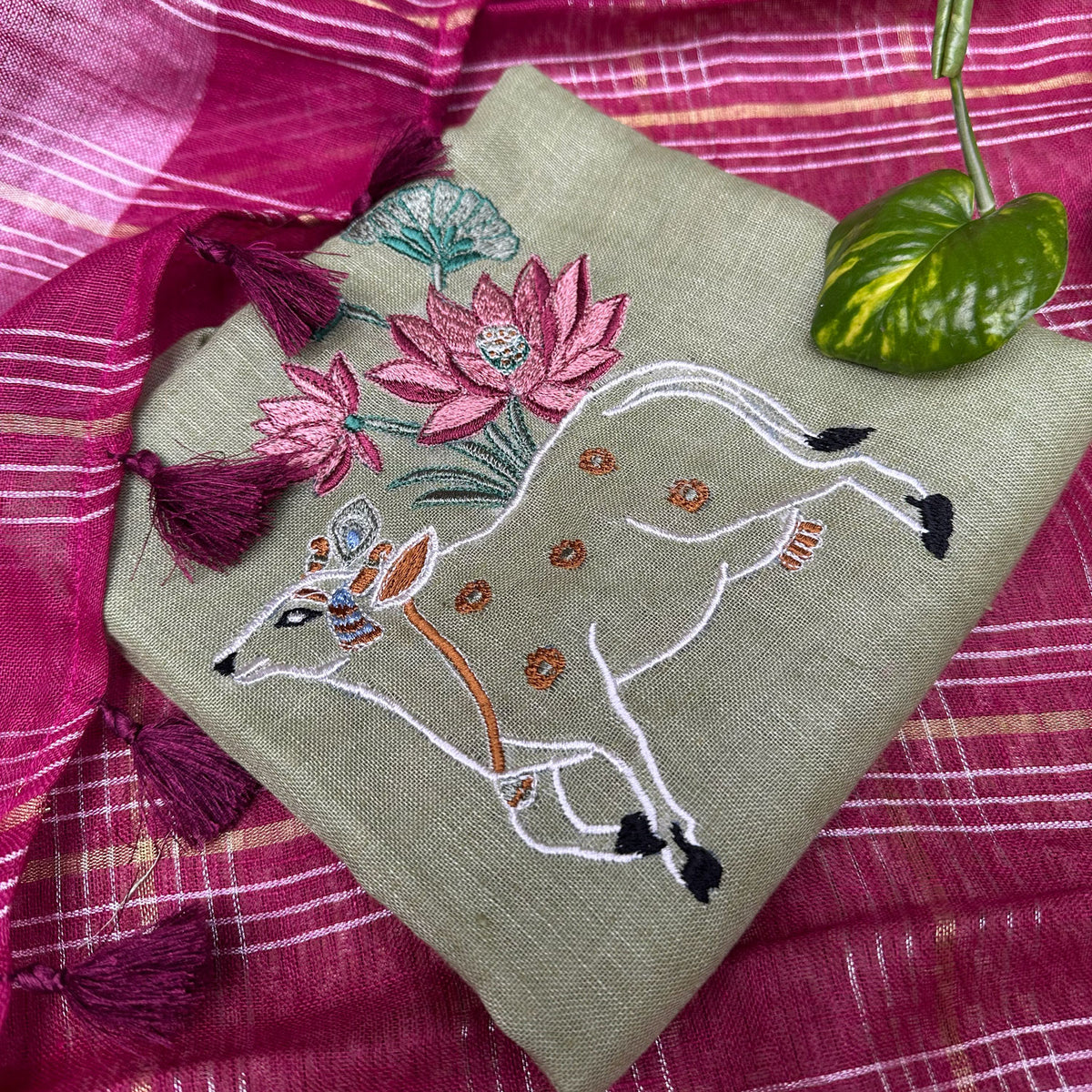 Nandini Check Pure Linen Saree with Pichwai Embroidered Blouse Piece
