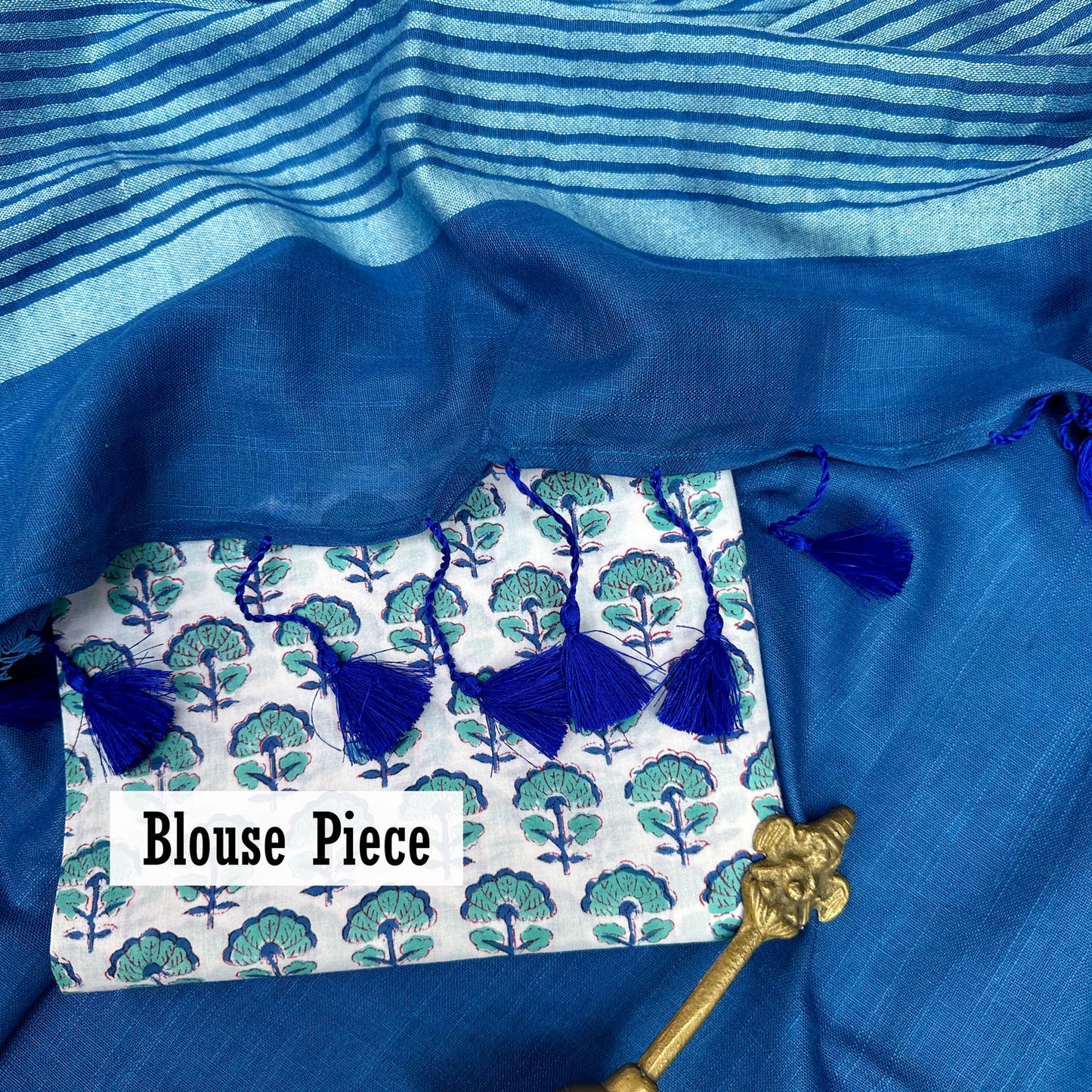 Neele Neele Ambar Cotton Saree with Printed Blouse