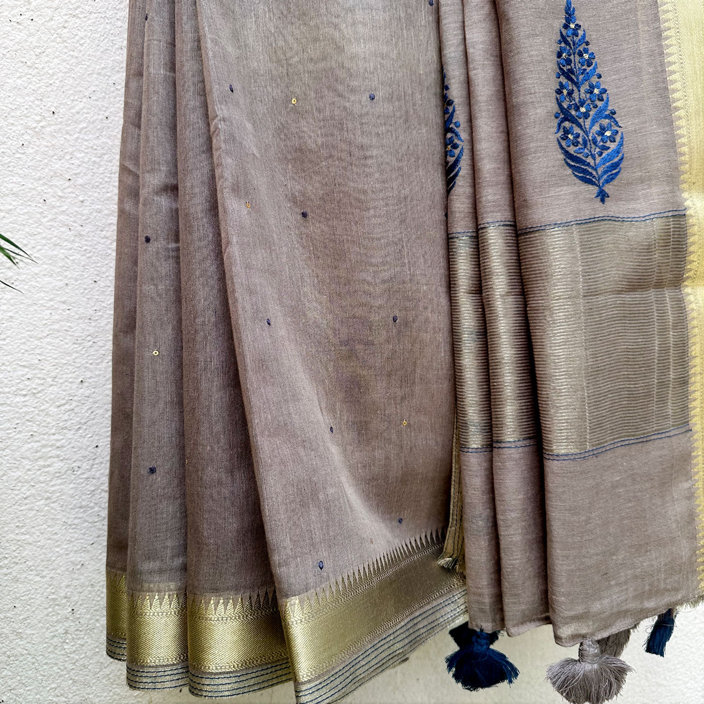 Nivam embroidered Chanderi Silk Saree