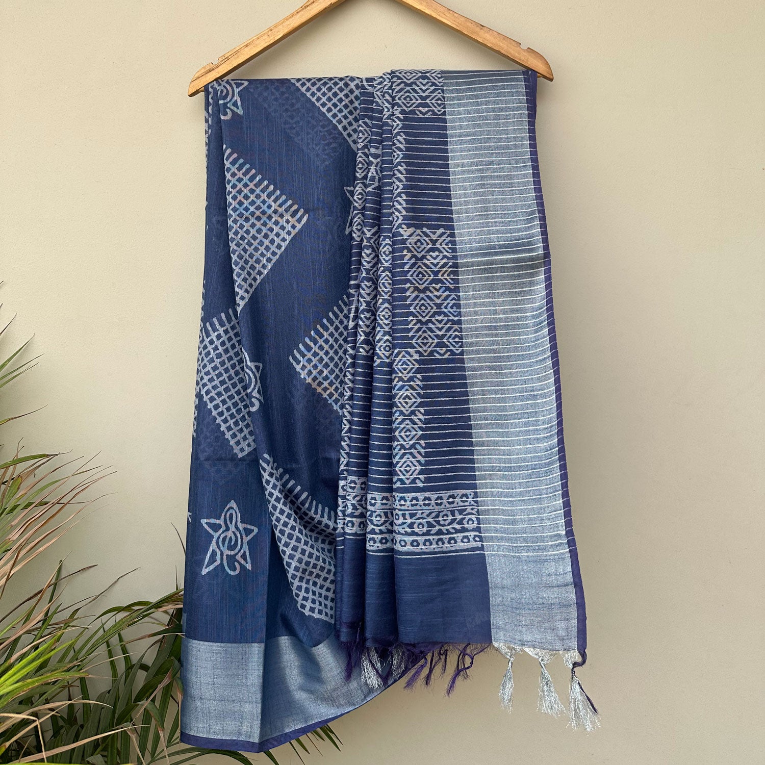 Geometric diamond and Musical star motif hand block print indigo cotton silk saree full view – Rohini by The Thread Weavers
