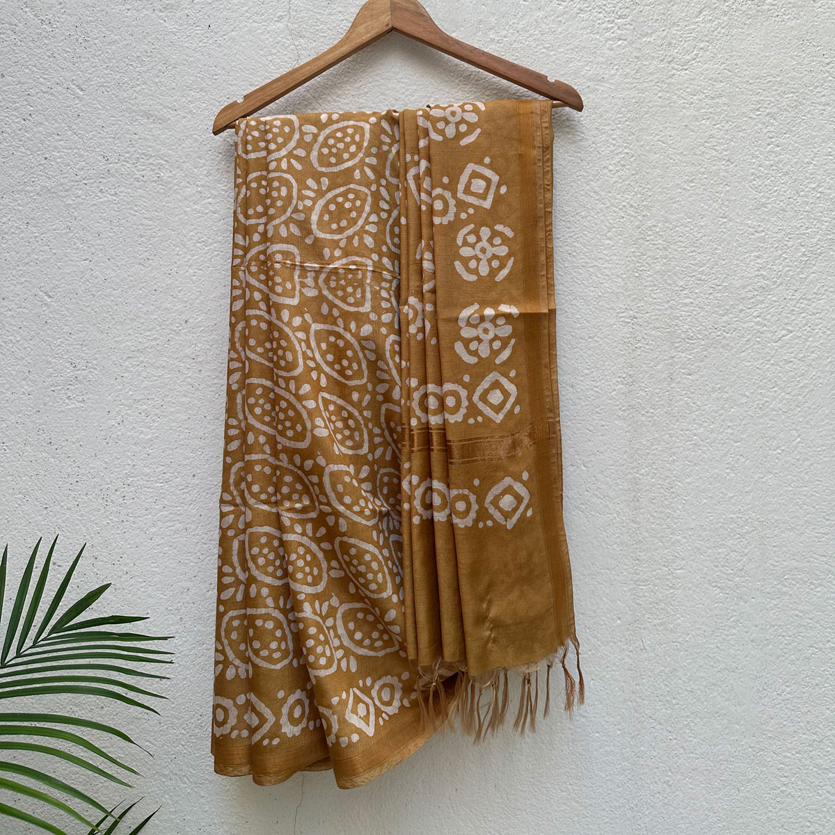 Surajmukhi Batik Cotton Silk Saree