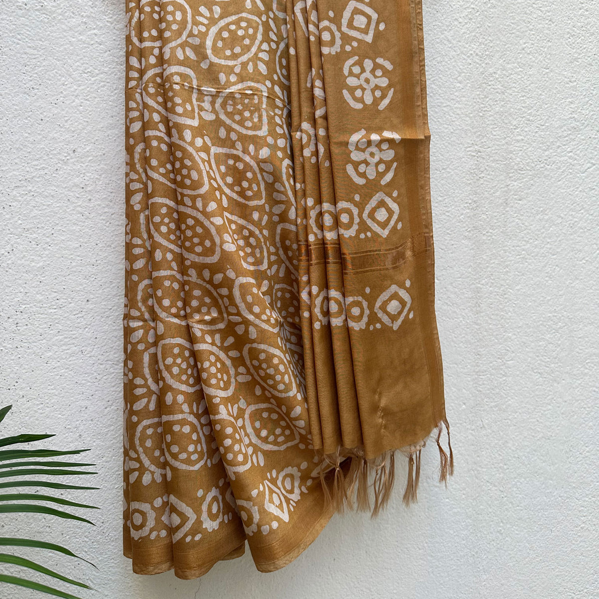 Surajmukhi Batik Cotton Silk Saree