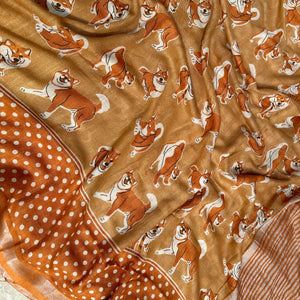 Very Doge camel cotton Shiba Inu dog print saree closeup with polka dot border and burnt orange zari pallu, Zoomies Collection Thread Weavers