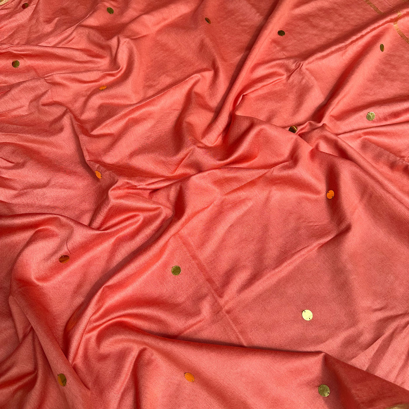 Vipat Taara Cotton Silk Sequins Saree