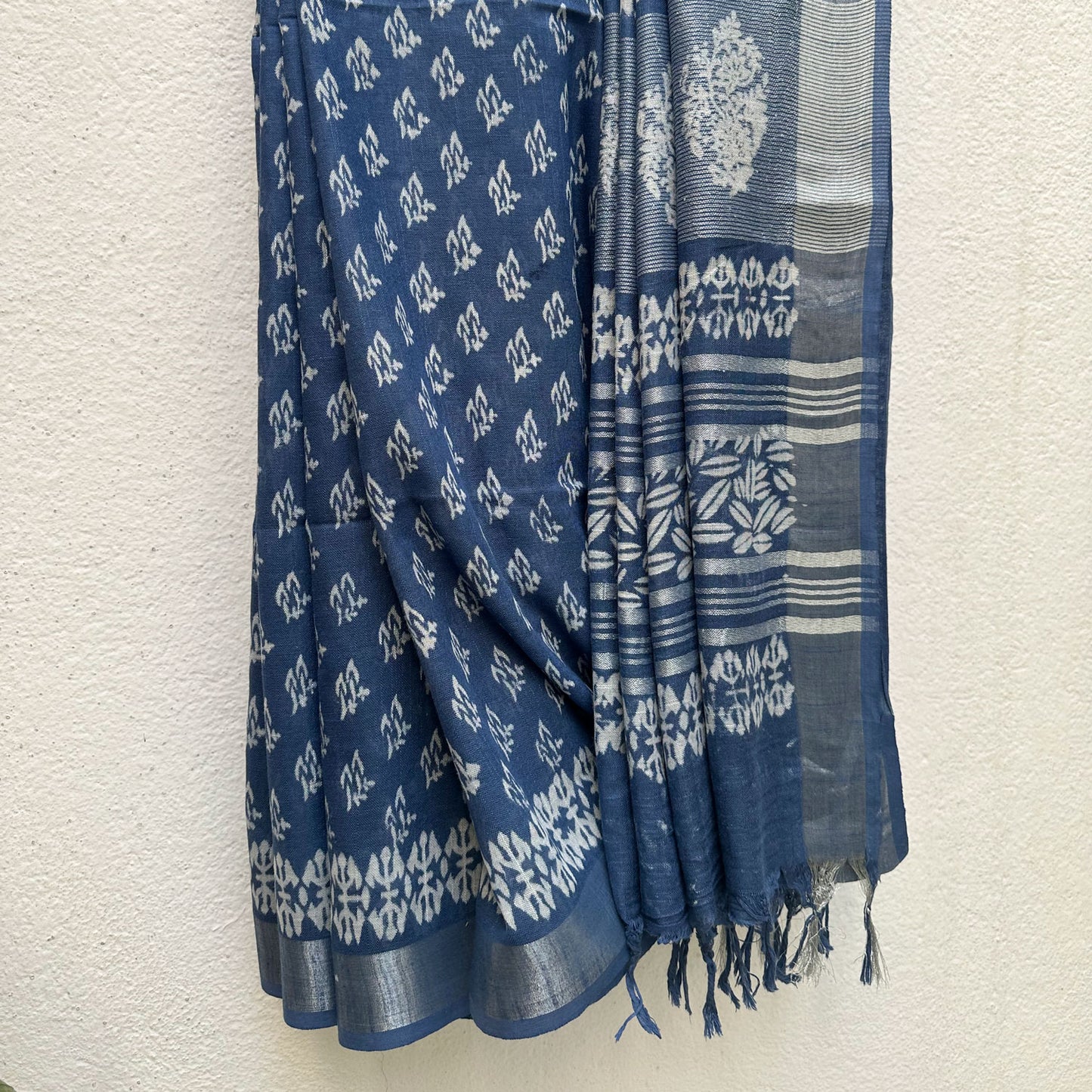 Aendri Flora Indigo Hand Block Cotton Linen Saree