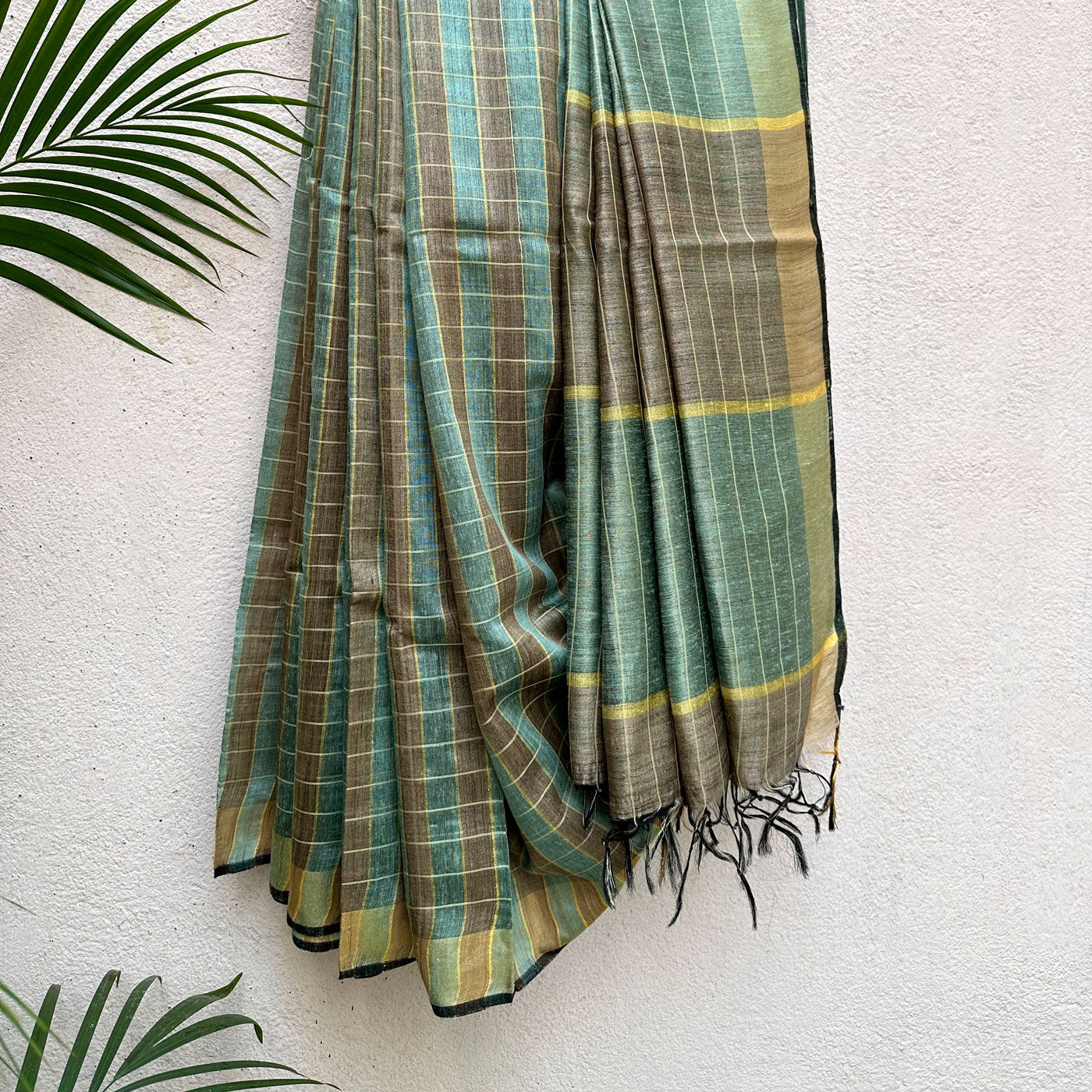 Amargeet Handwoven Tussar Dupion Silk Saree