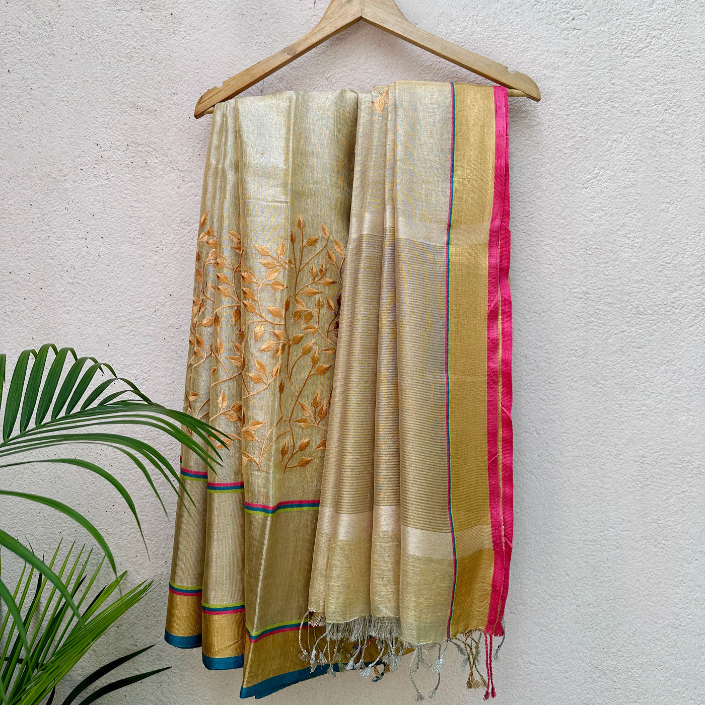 Ambhojini Zari Linen Embroidered Saree