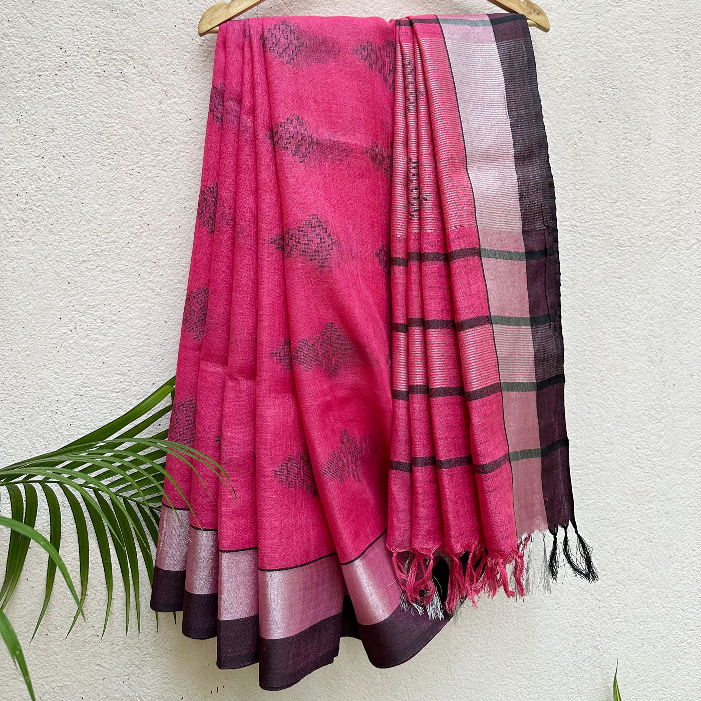 Badragandhari Linen Saree