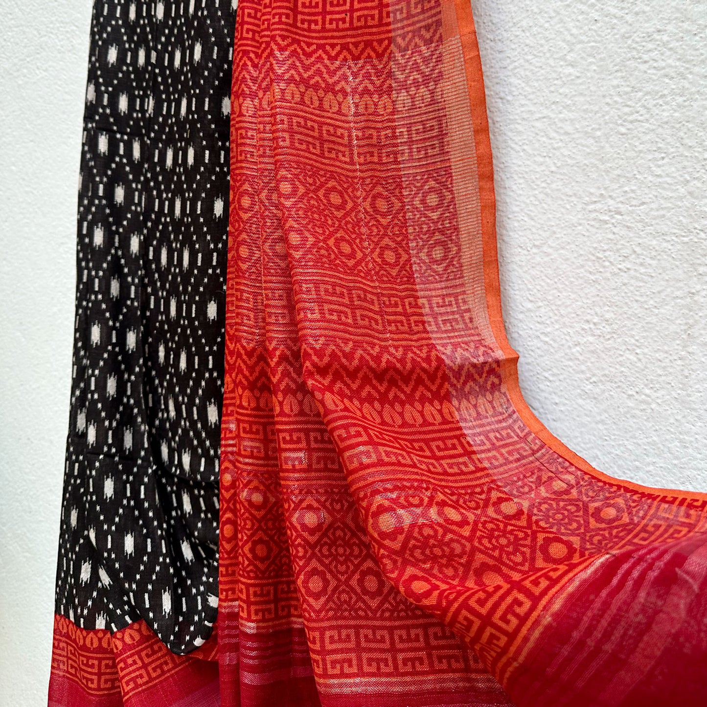 Black Argyle Cotton Linen Saree