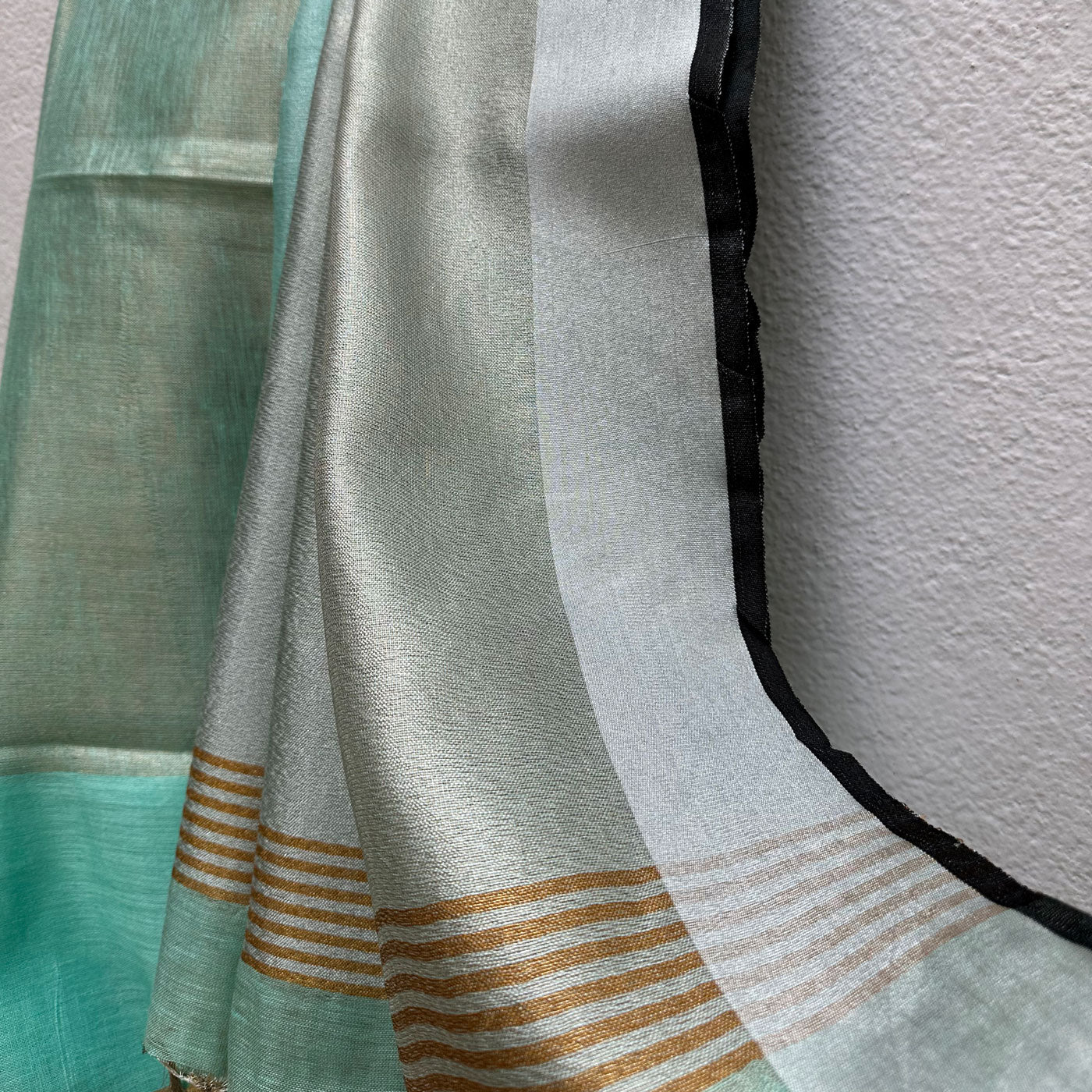 Blue Lagoon Zari Linen Saree