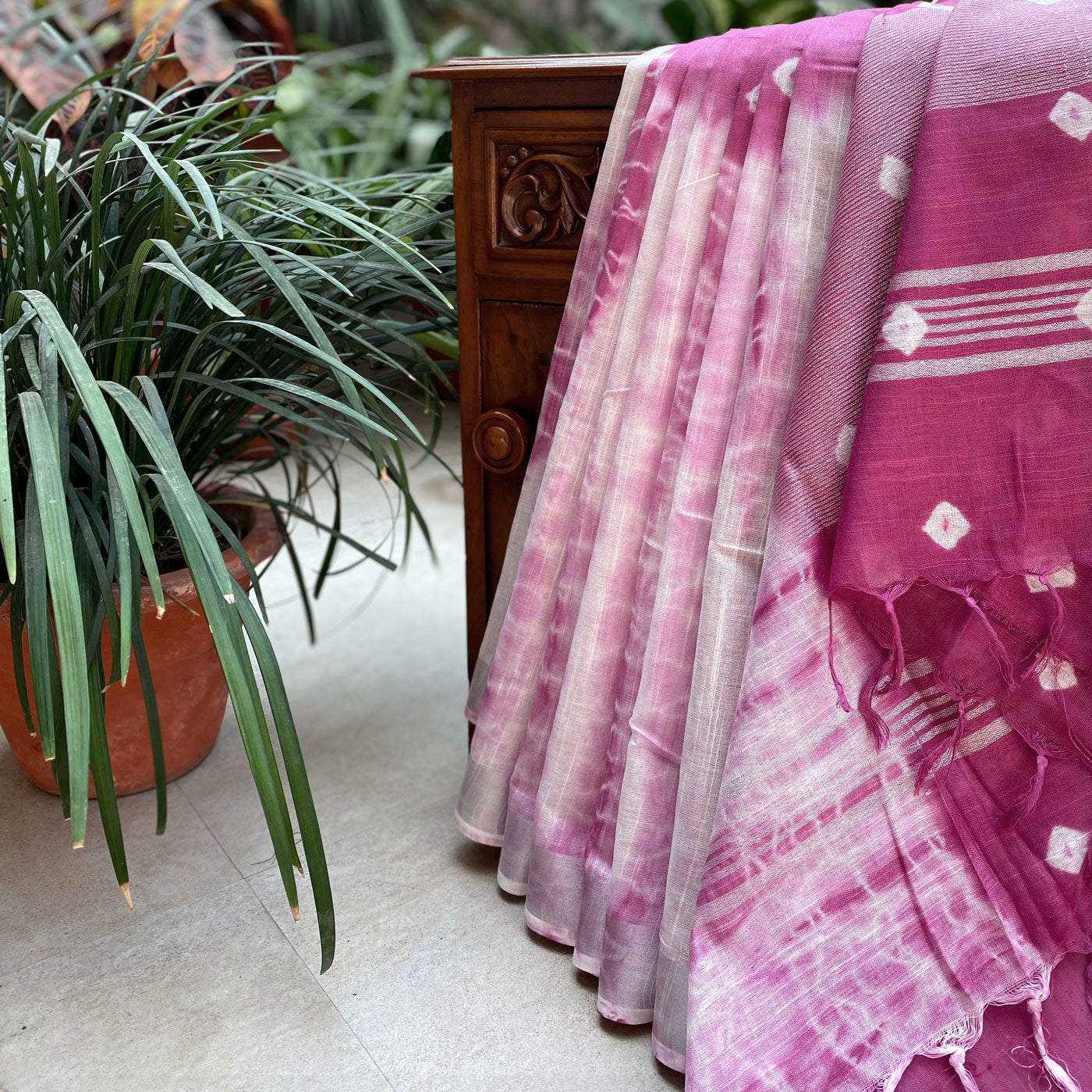 Cabaret Shibori Cotton Linen Saree