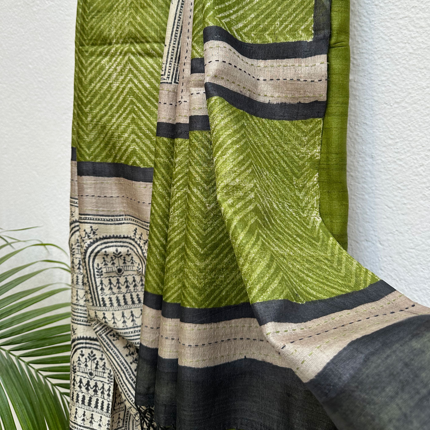 Daakshi Tribal Printed Desi Tussar Silk Saree