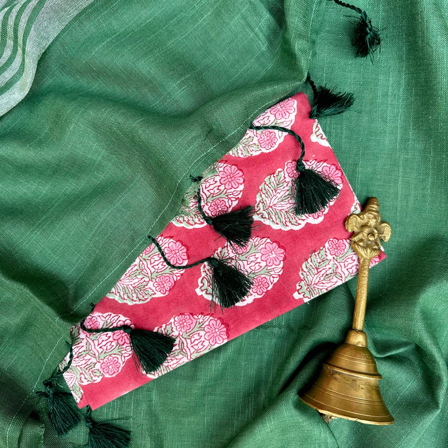 Dahlia Bloom Cotton Saree with Printed Blouse