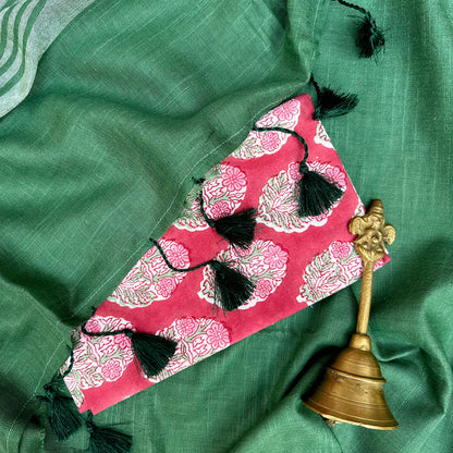 Dahlia Bloom Cotton Saree with Printed Blouse
