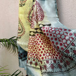 Load image into Gallery viewer, Dandellion Handblock Printed Pure Linen Saree
