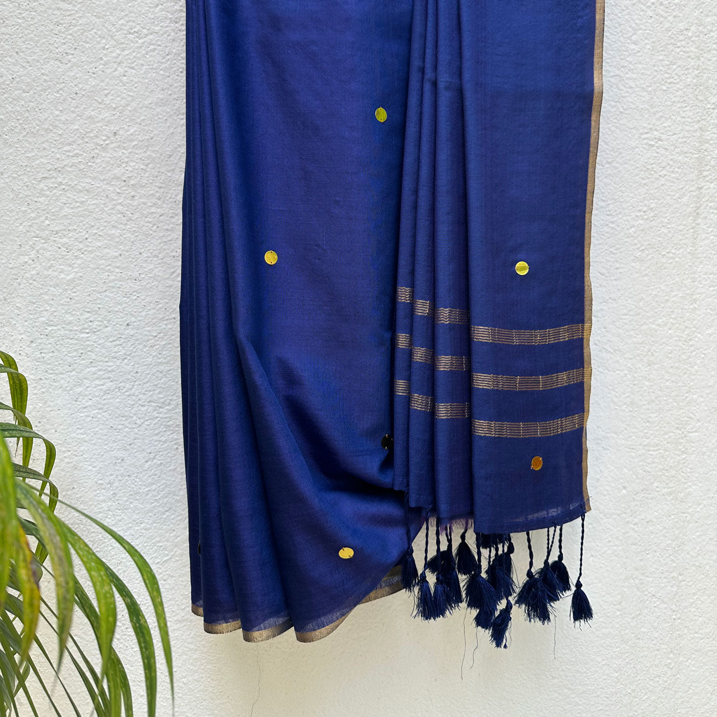 Dhruvtaara Cotton Silk Sequins Saree