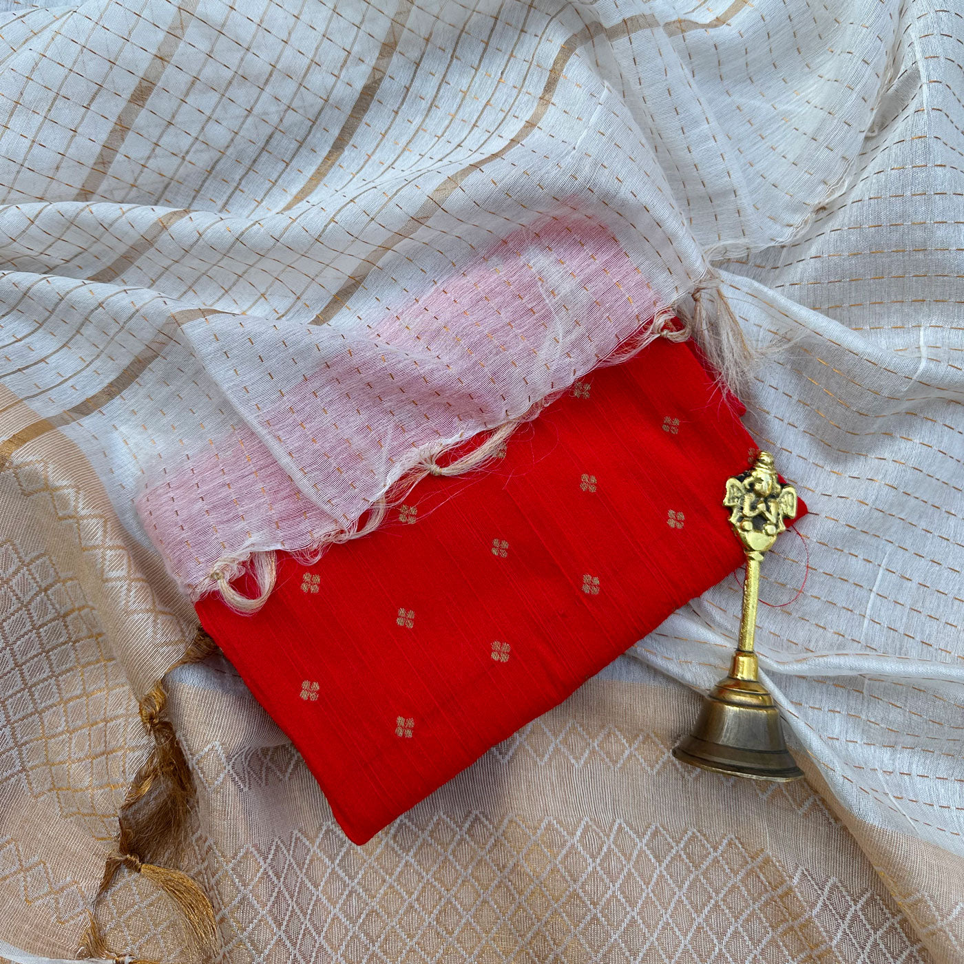 Divaakar Cotton Silk Saree