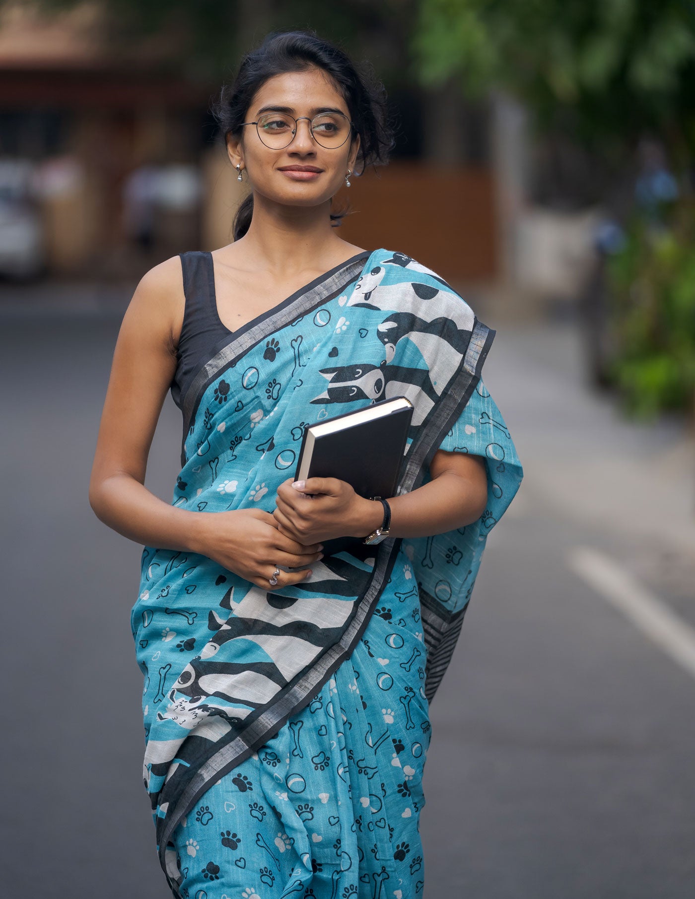 Quirky Dog motif Saree