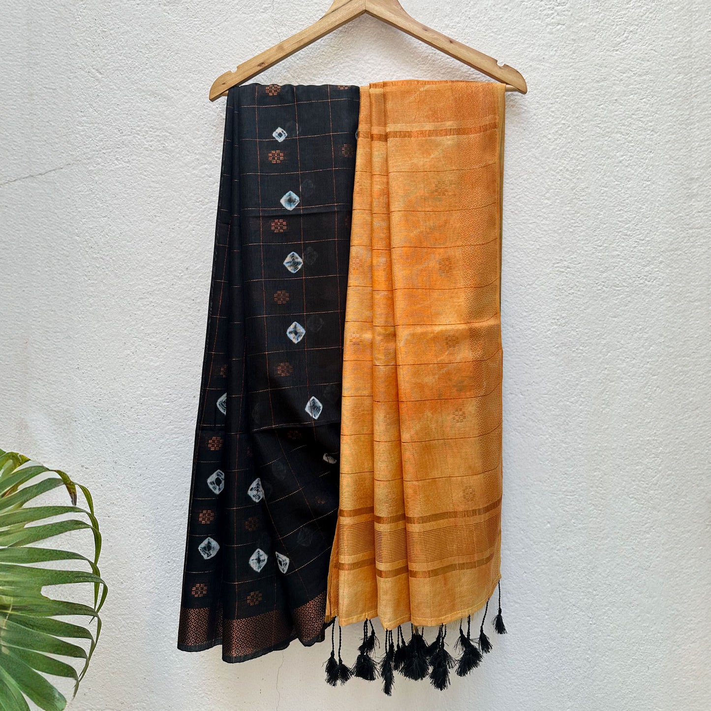 Eclipse Flame Tie n Dye Cotton Silk Saree