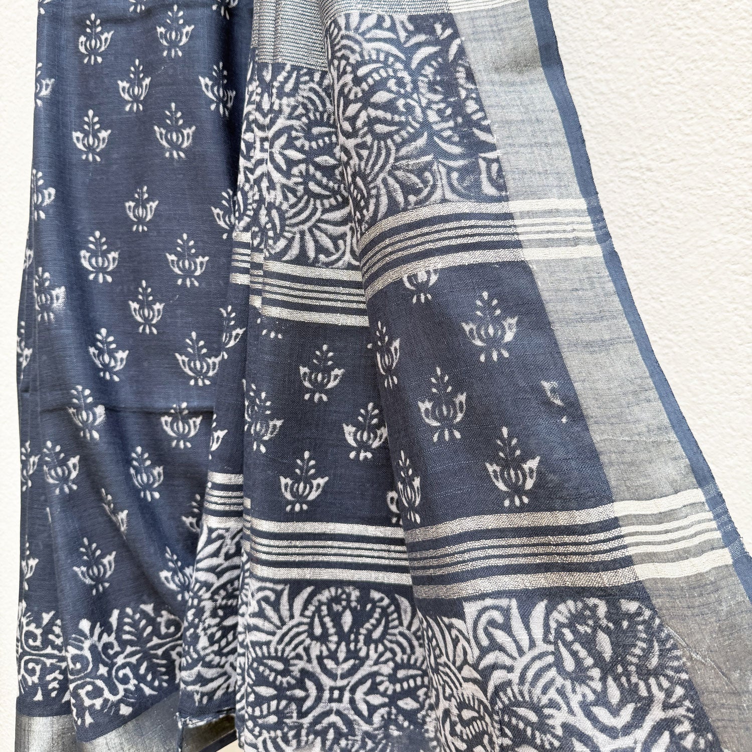 Ekansh Indigo Hand Block Cotton Linen Saree