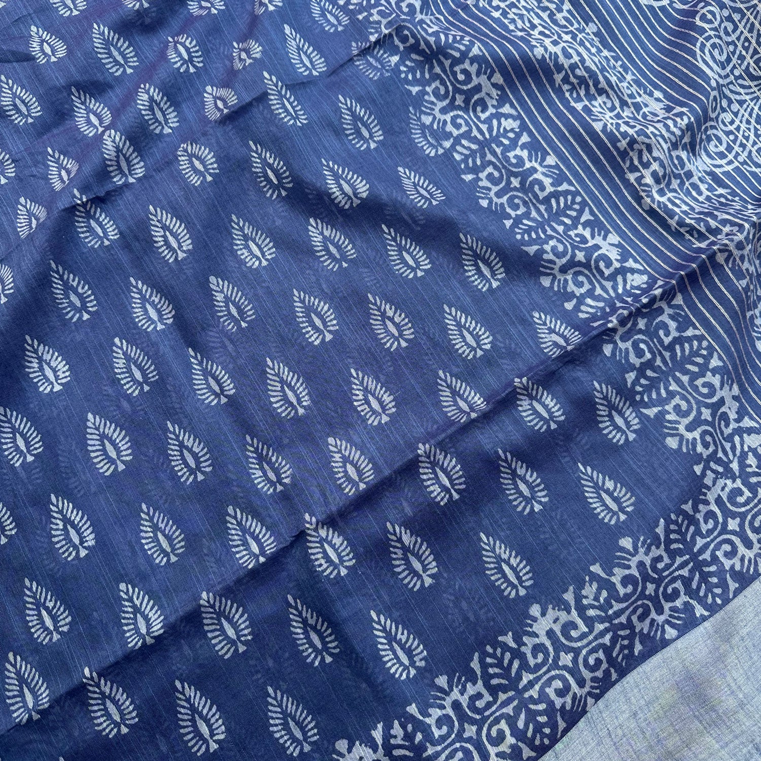 Closeup of hand block print indigo cotton silk saree with arabesque border – The Thread Weavers