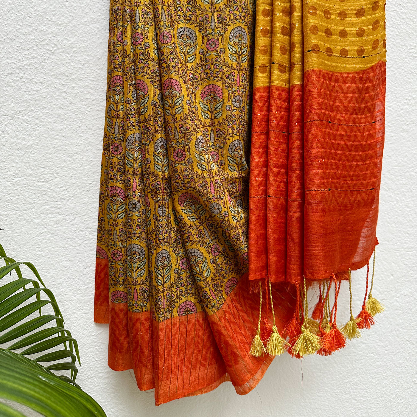 Genda Phool Cotton Viscose Printed Saree