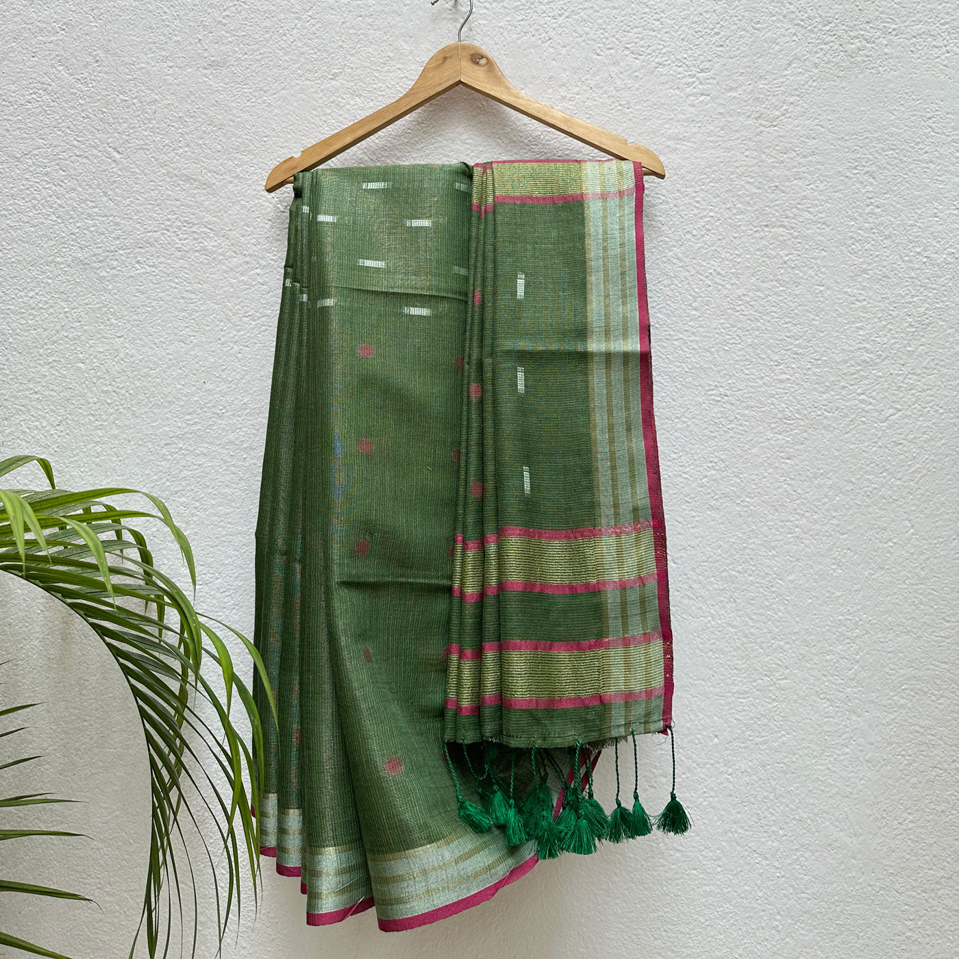 Grasshopper Cotton Metallic Saree