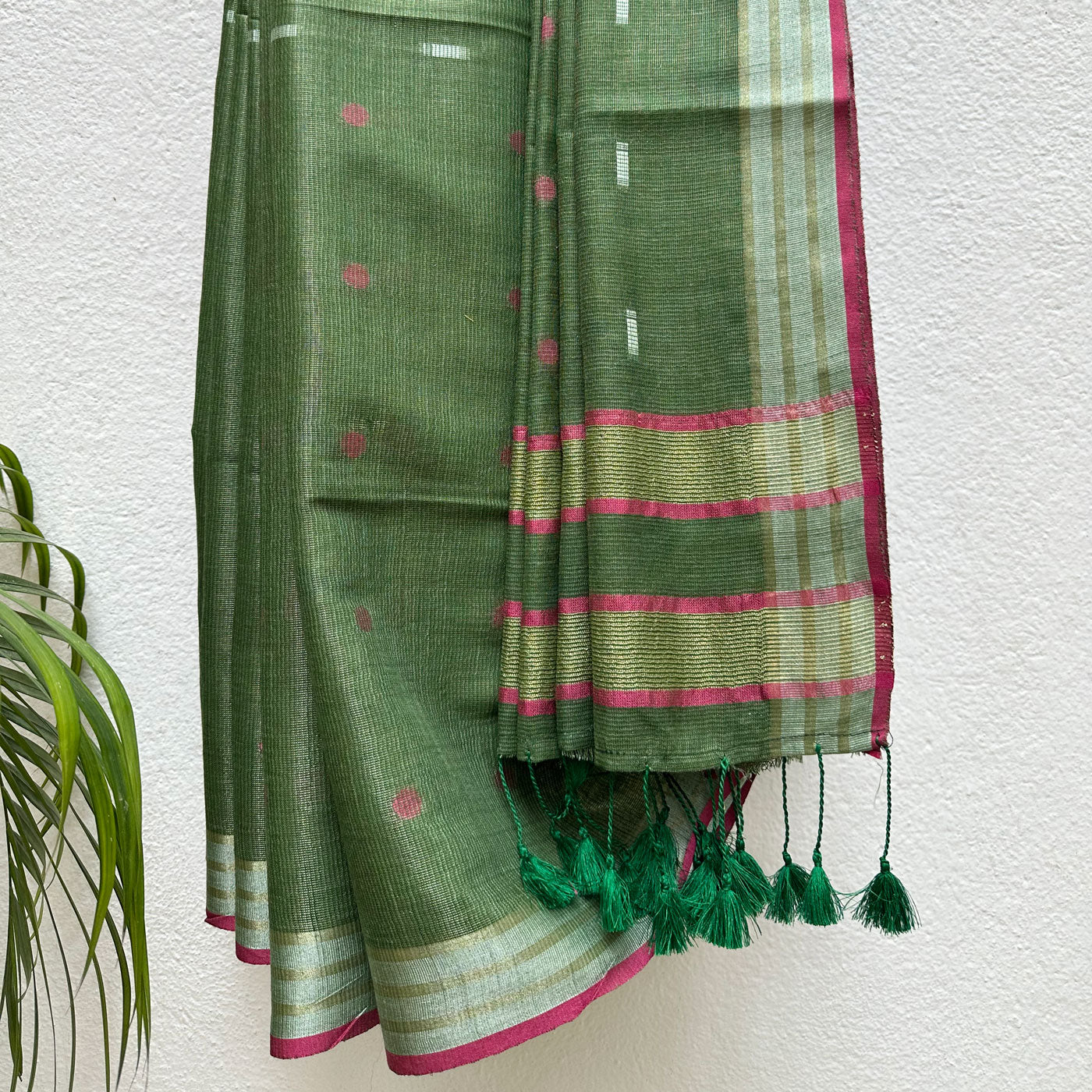 Grasshopper Cotton Metallic Saree