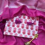 Load image into Gallery viewer, Gulaabi Aankhein Cotton Saree with Printed Blouse
