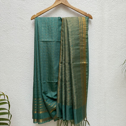 Hara Rang Daala Cotton Silk Saree with Printed Blouse