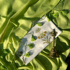 Hariyali Cotton Saree with Printed Blouse