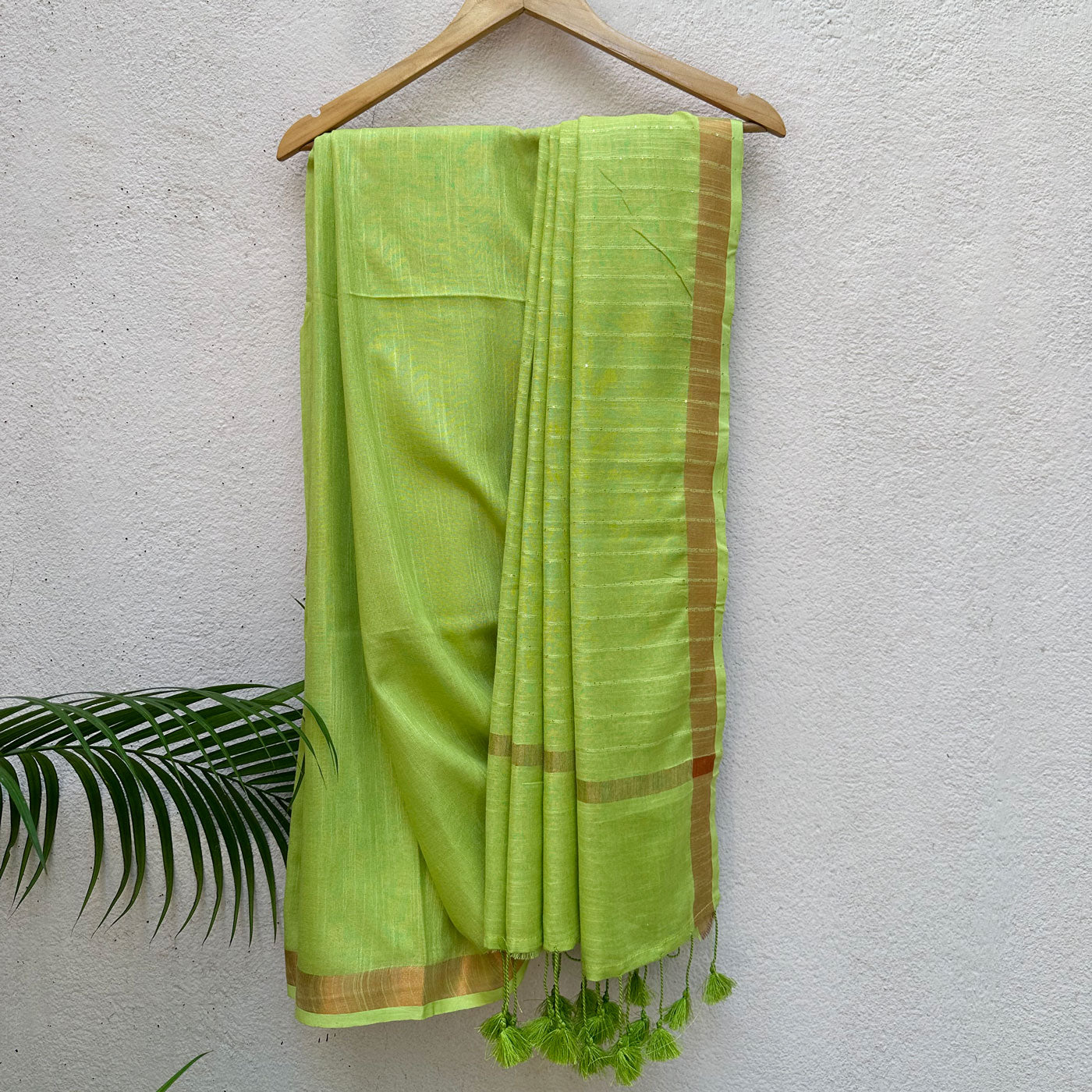 Hariyali Cotton Saree with Printed Blouse
