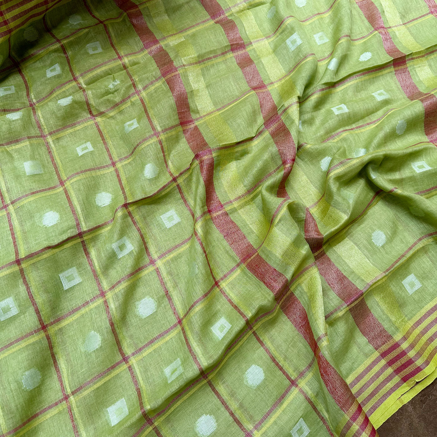 Hatakangi Linen Saree