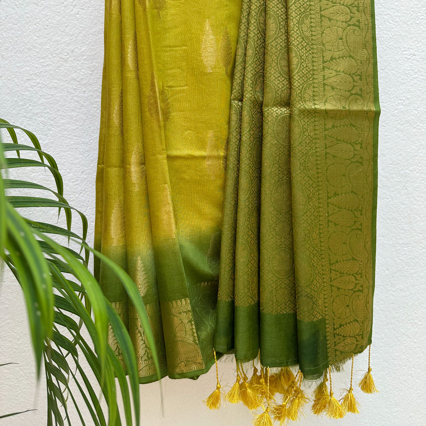 Inaaya Jacquard Cotton Silk Saree