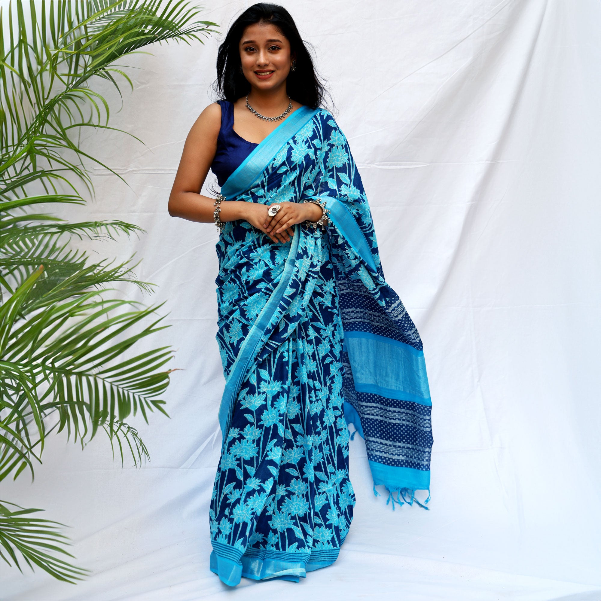 Ivanetti Dahlia Printed Organic Linen Saree