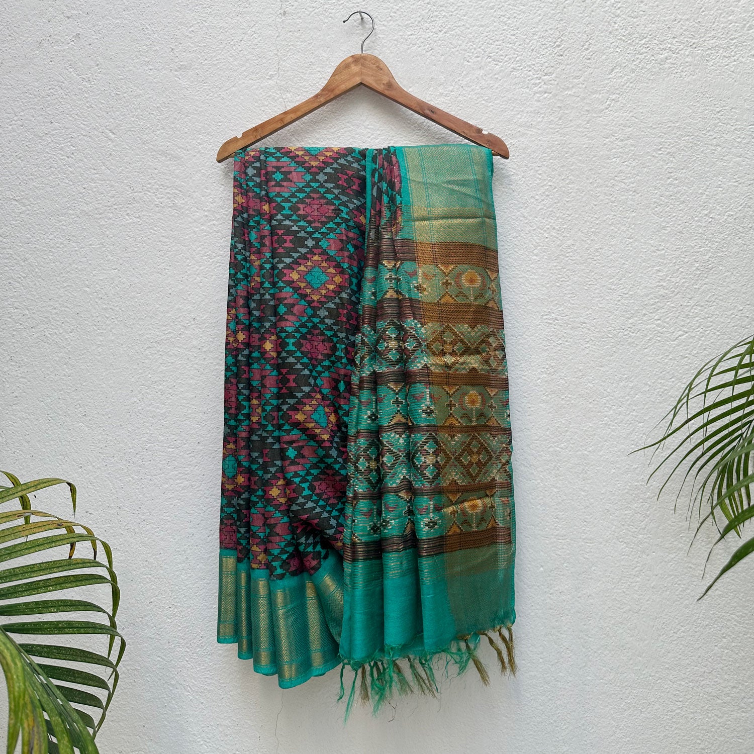 Jayanti Aztec Cotton Silk Printed Saree