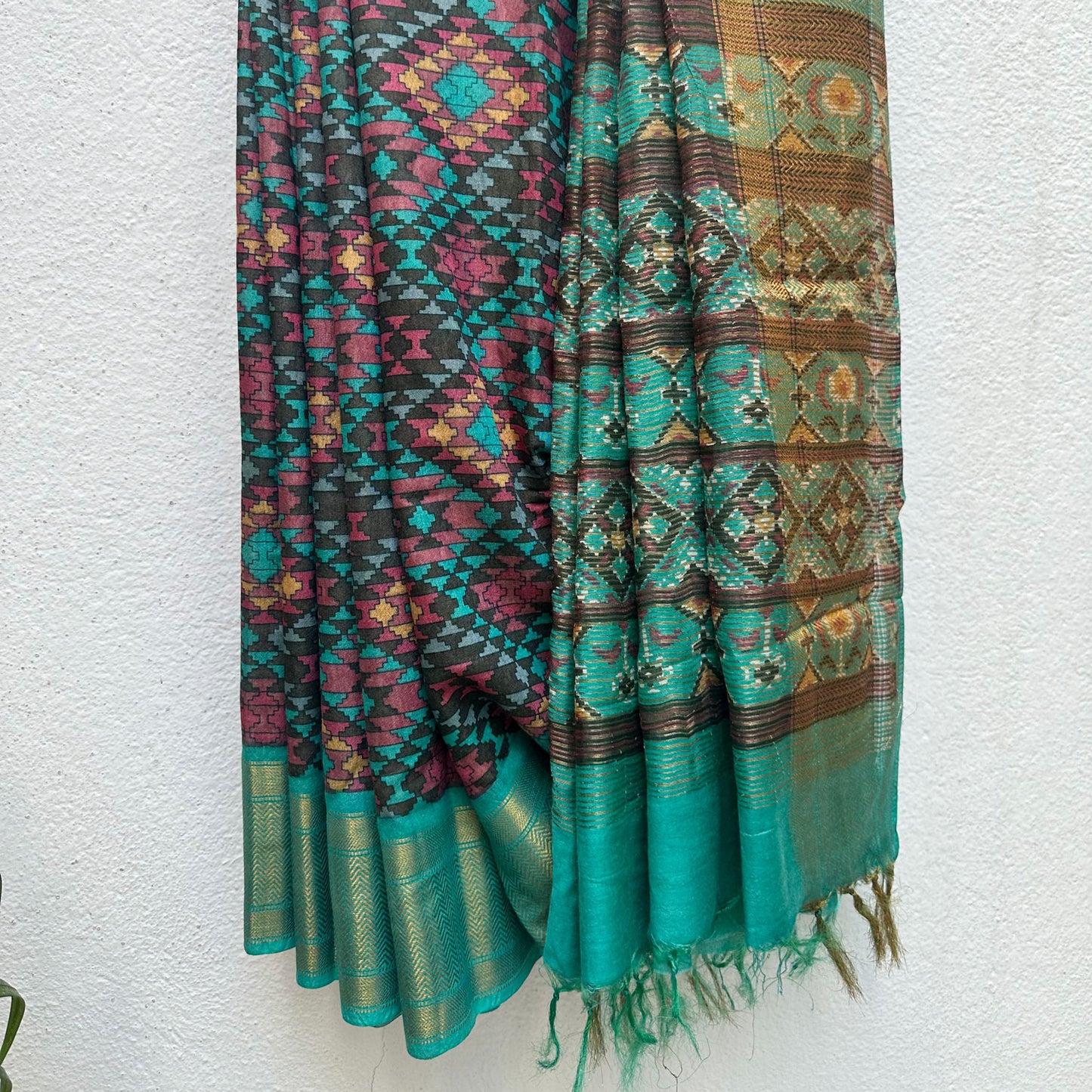 Jayanti Aztec Cotton Silk Printed Saree
