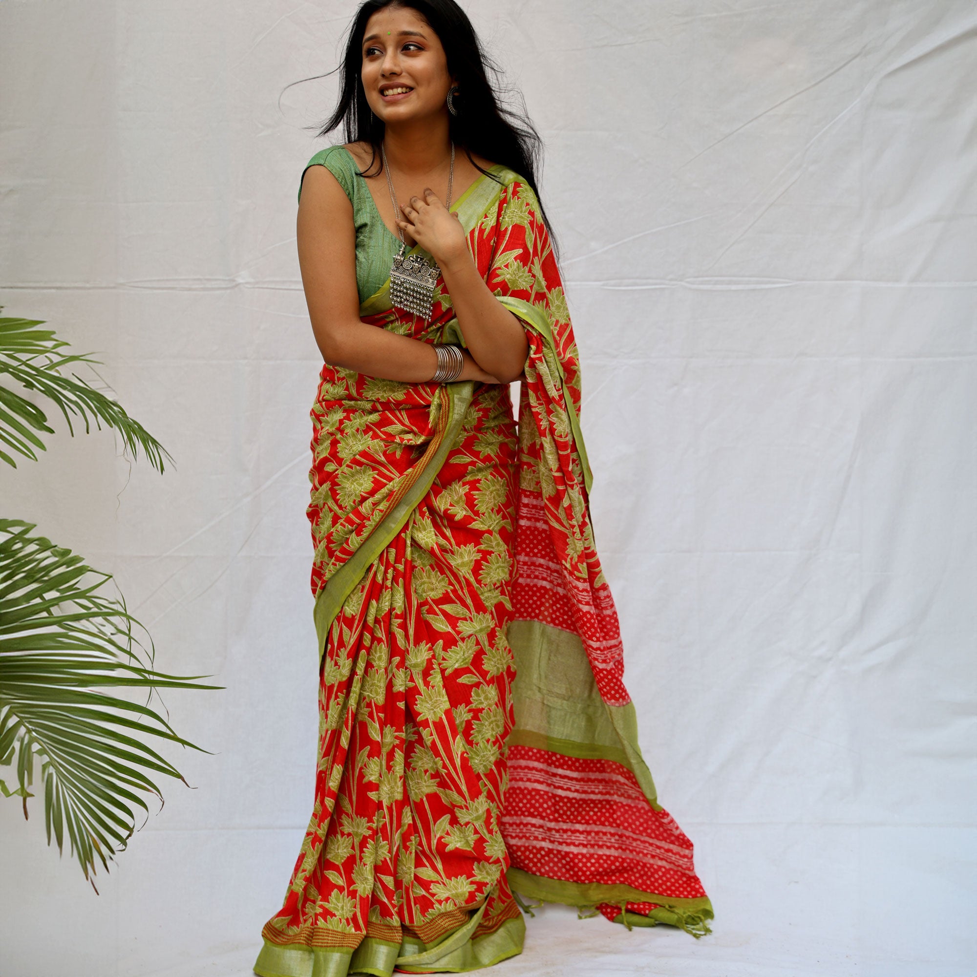 Kilburn Rose Dahlia Printed Organic Linen Saree