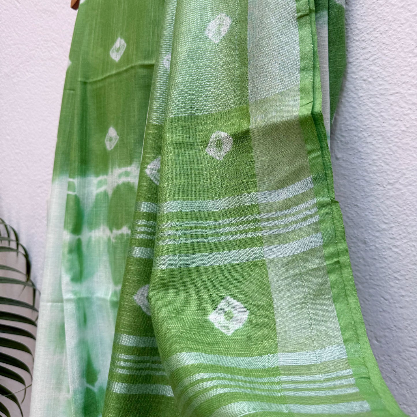Kiwi Green Shibori Cotton Linen Saree