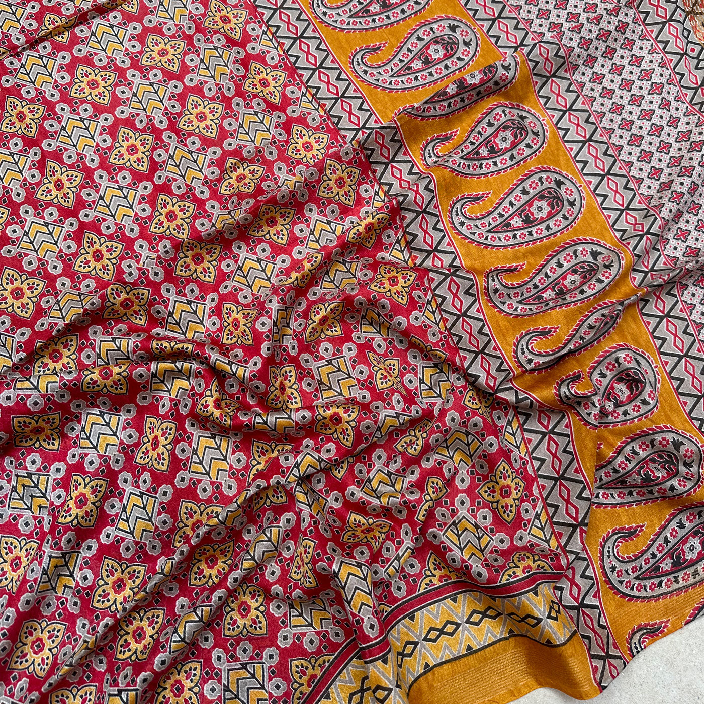 Kolam Cotton Viscose Printed Saree