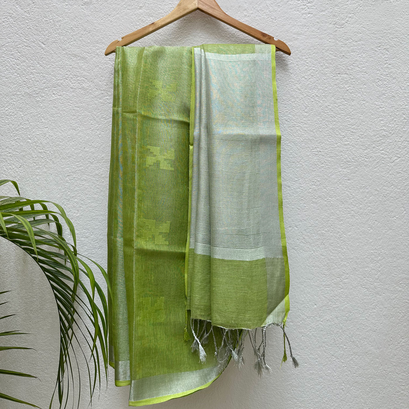 Melon Mojito Zari Linen Saree