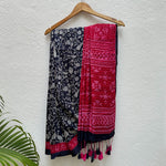 Load image into Gallery viewer, Moonlit Peacock Cotton Silk Printed Saree
