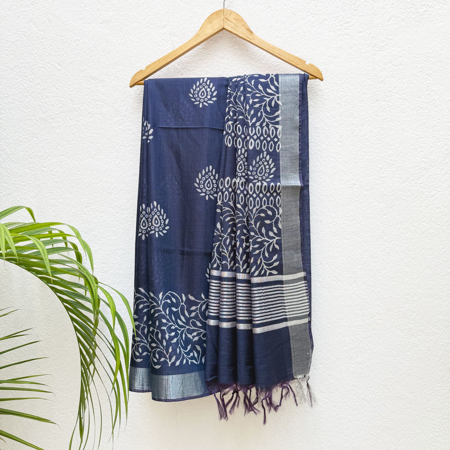 Nergis Indigo Hand Block Cotton Cotton Silk Saree