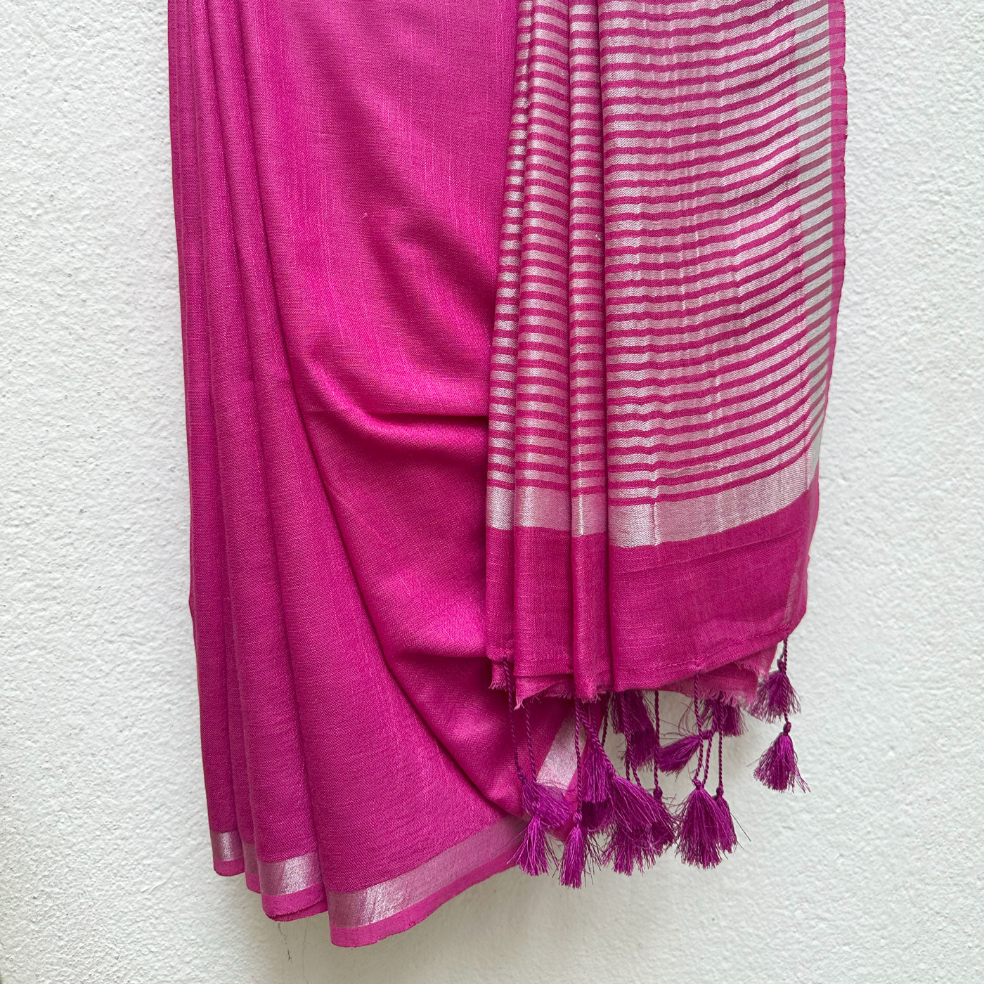 Gulaabi Aankhein Cotton Saree with Printed Blouse