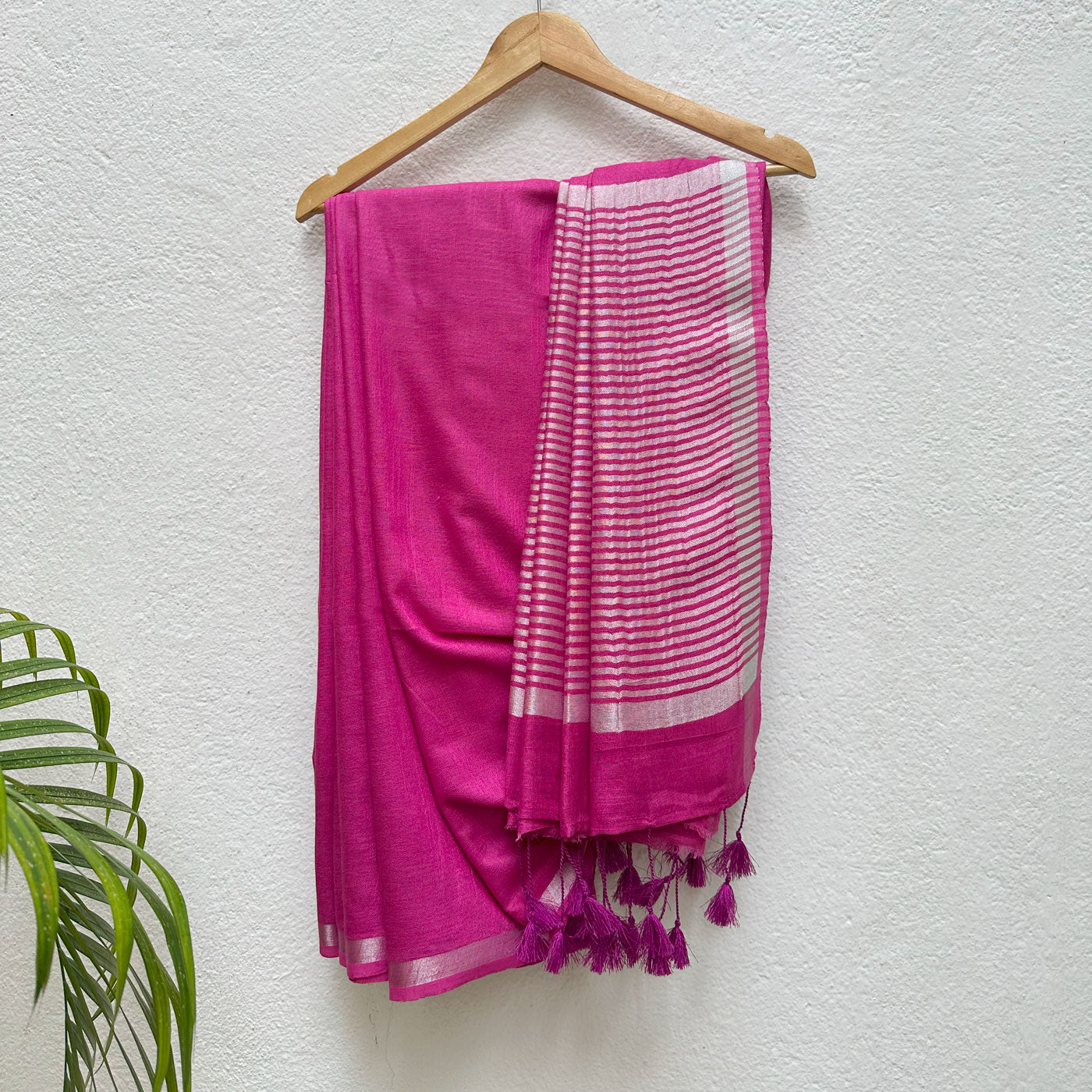 Gulaabi Aankhein Cotton Saree with Printed Blouse